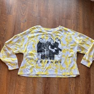 Friends crop tee